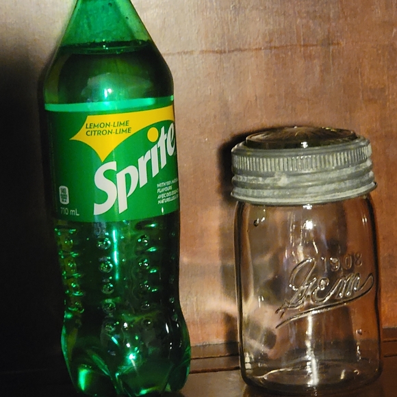 Vintage Gem Canning Jar - Picture 2 of 2